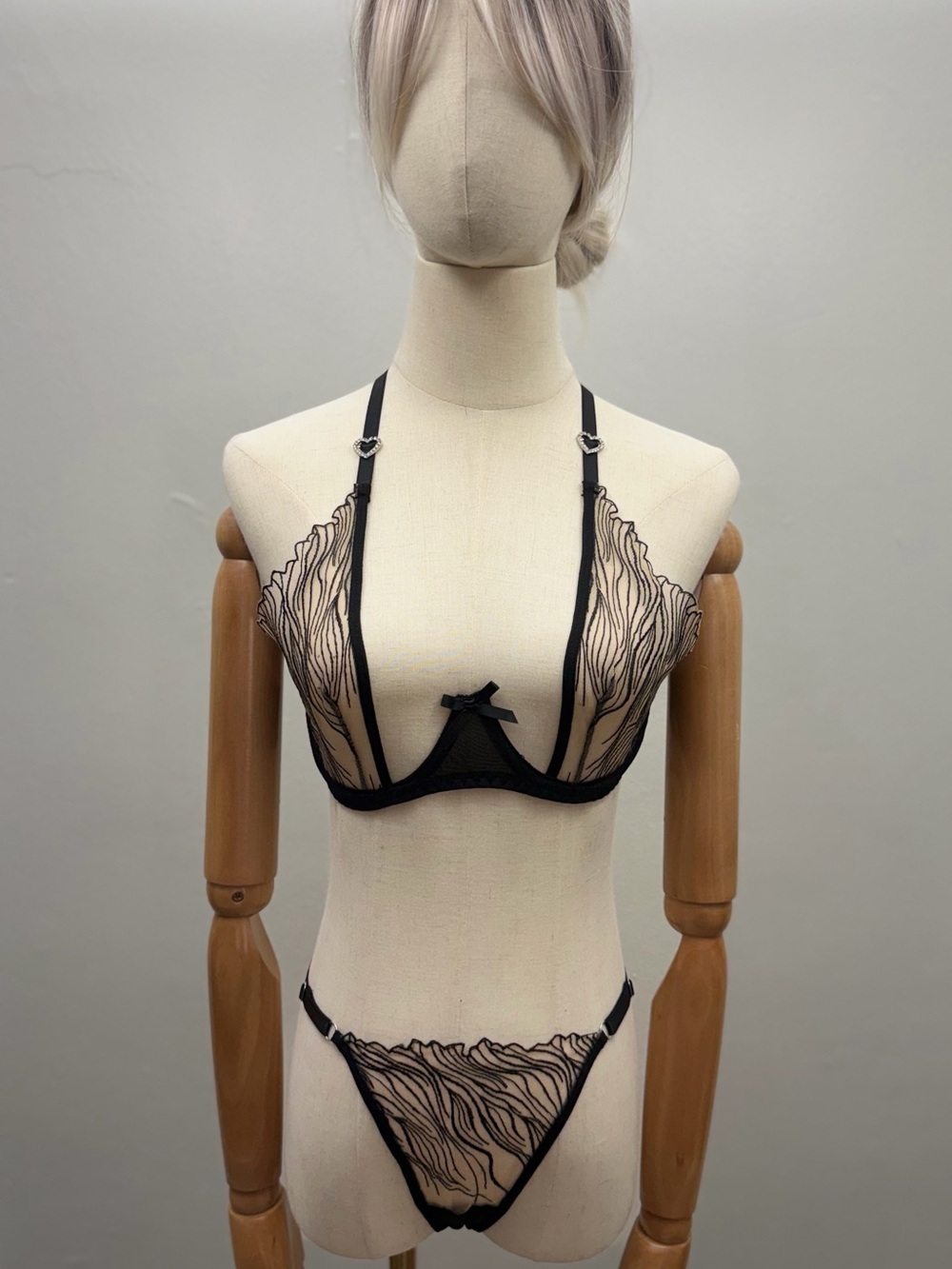New Black Sheer Mesh Embroidered Lingerie Set Bra & Thong 3 Sizes
